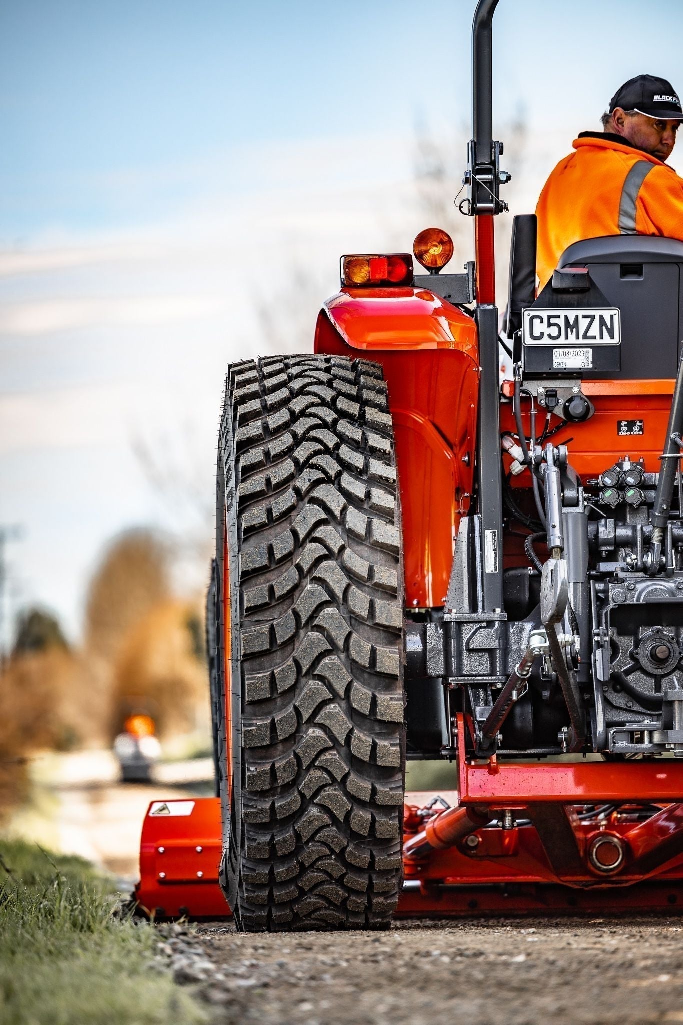 Neilo M5111 ROP's Tractor Grader - Neilo Equipment